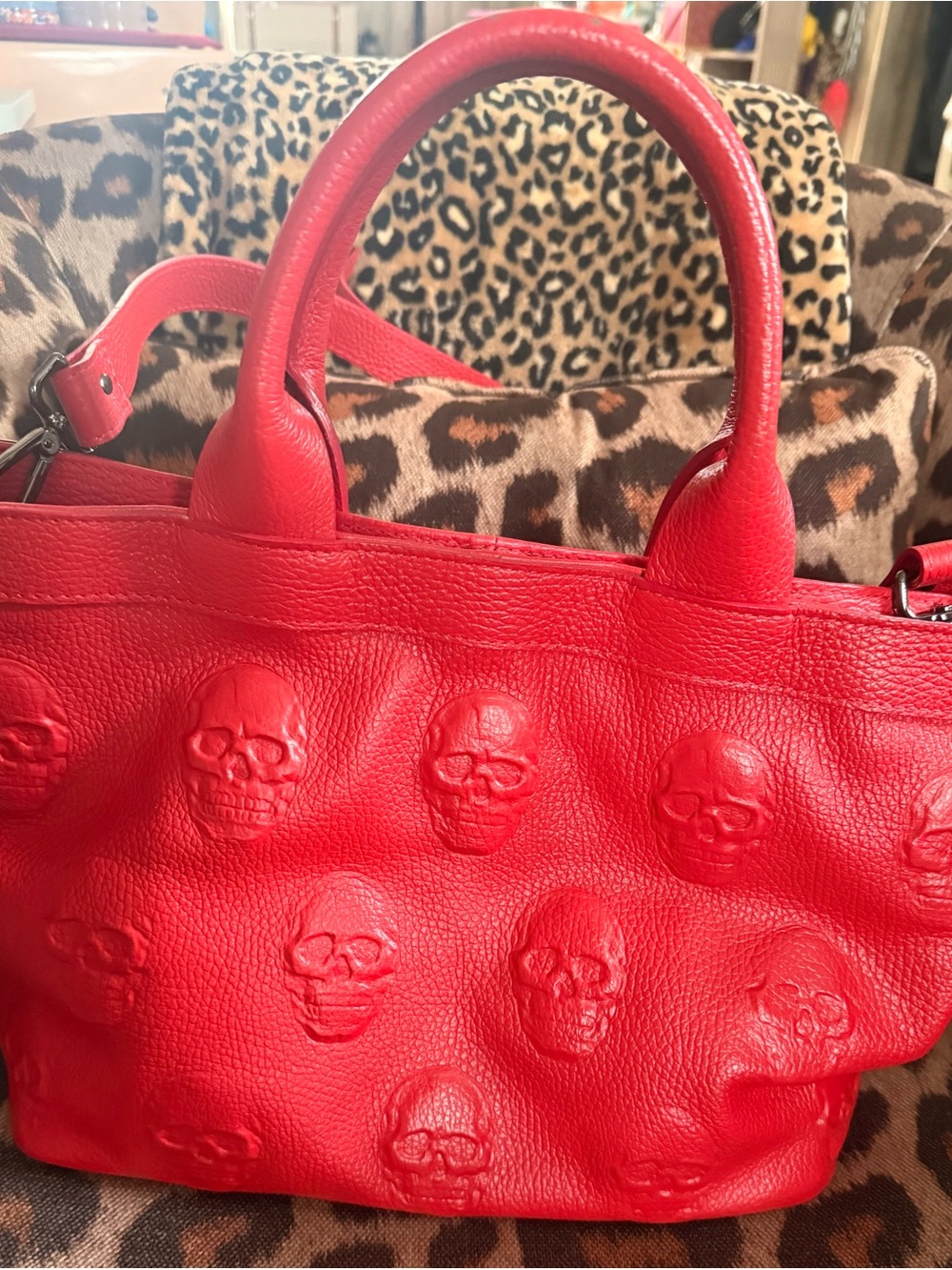 IO Pelle Italia Red Skull-Embossed Pebbled Leather Tote Bag Made in Italy - Picture 2 of 4